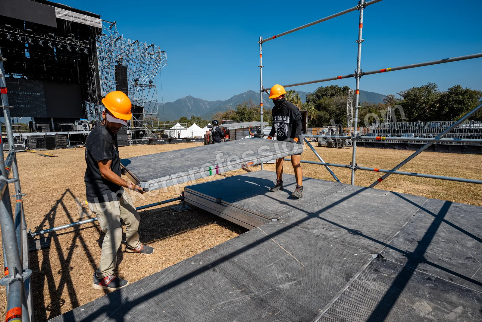 Montaje técnico para Bendito Rodeo — 66