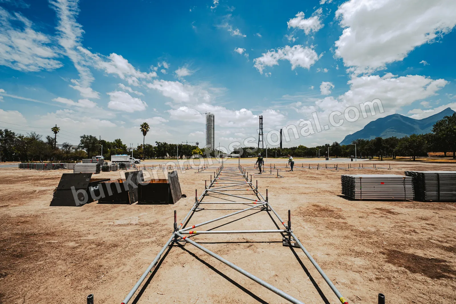Montaje técnico para DALE MIXX — 2