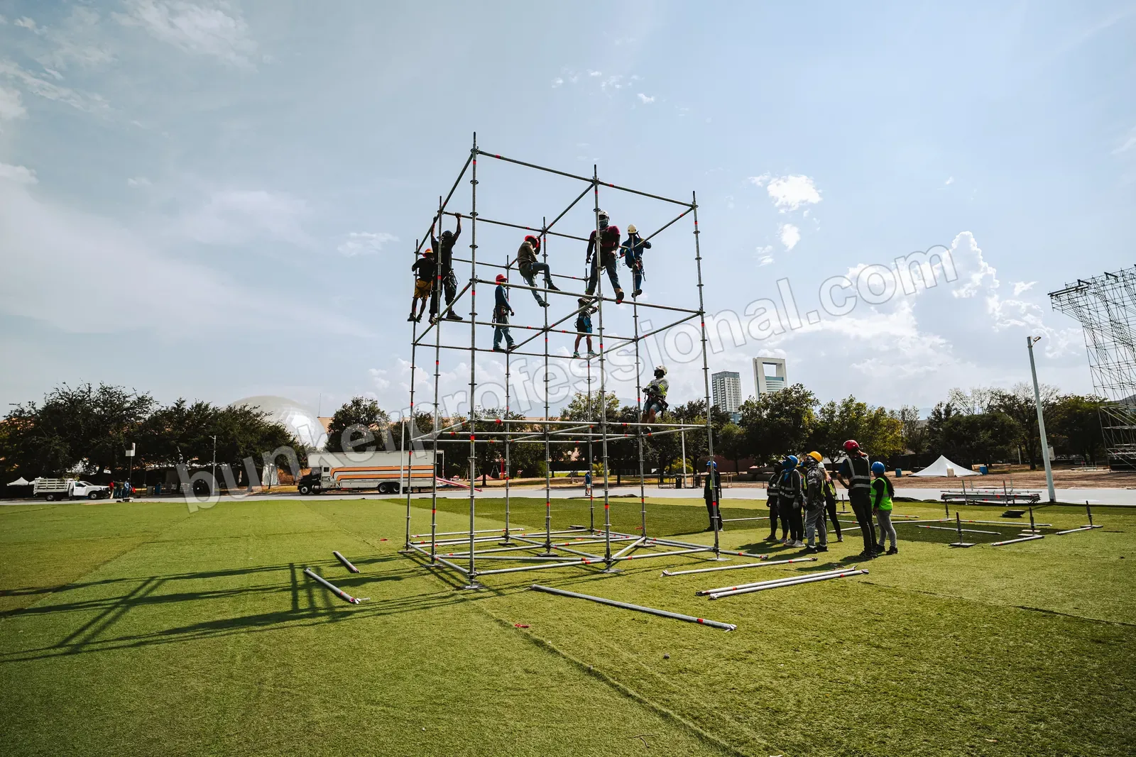 Montaje técnico para DALE MIXX — 41