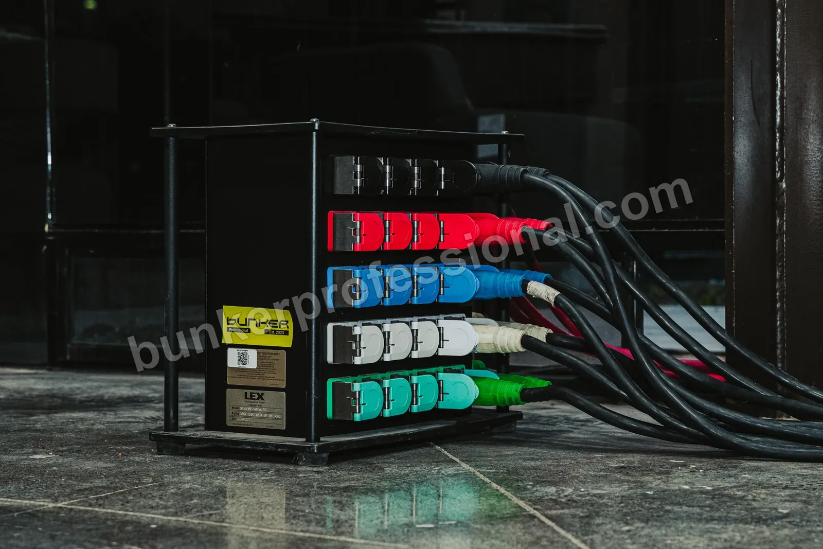 Montaje técnico para DALE MIXX — 47