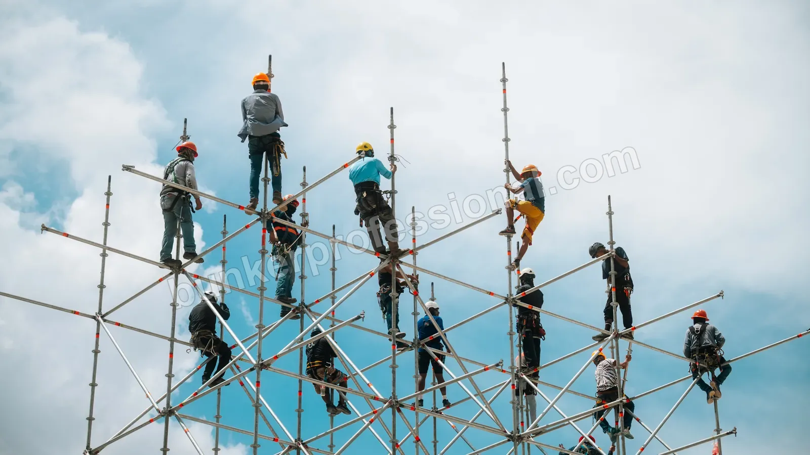 Montaje técnico para Fuerza Regida — 44