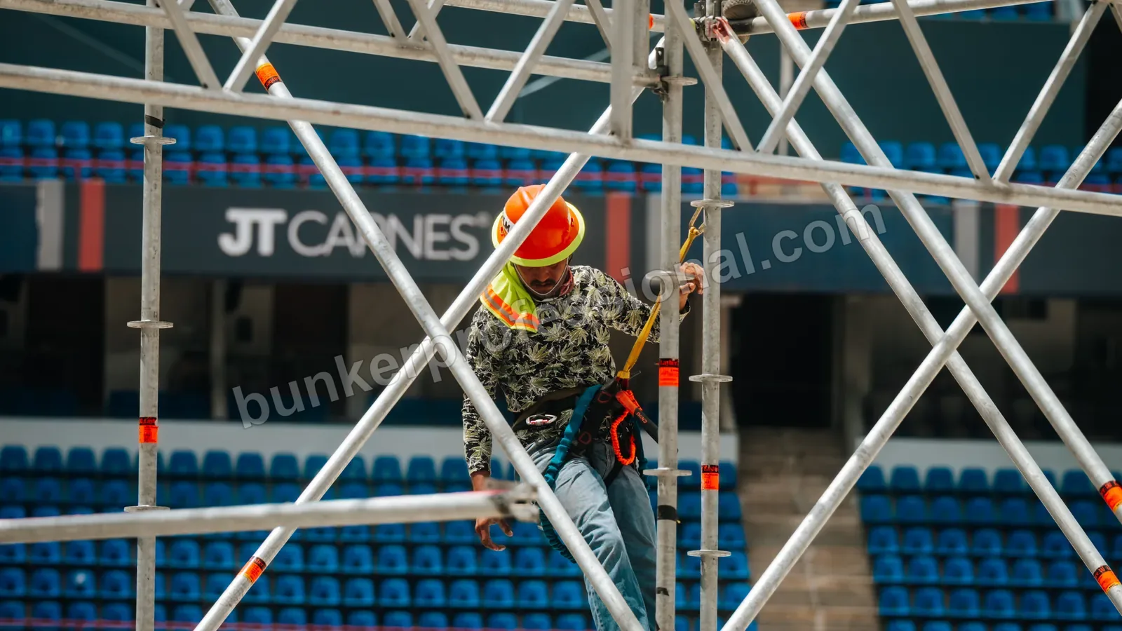 Montaje técnico para Fuerza Regida — 45