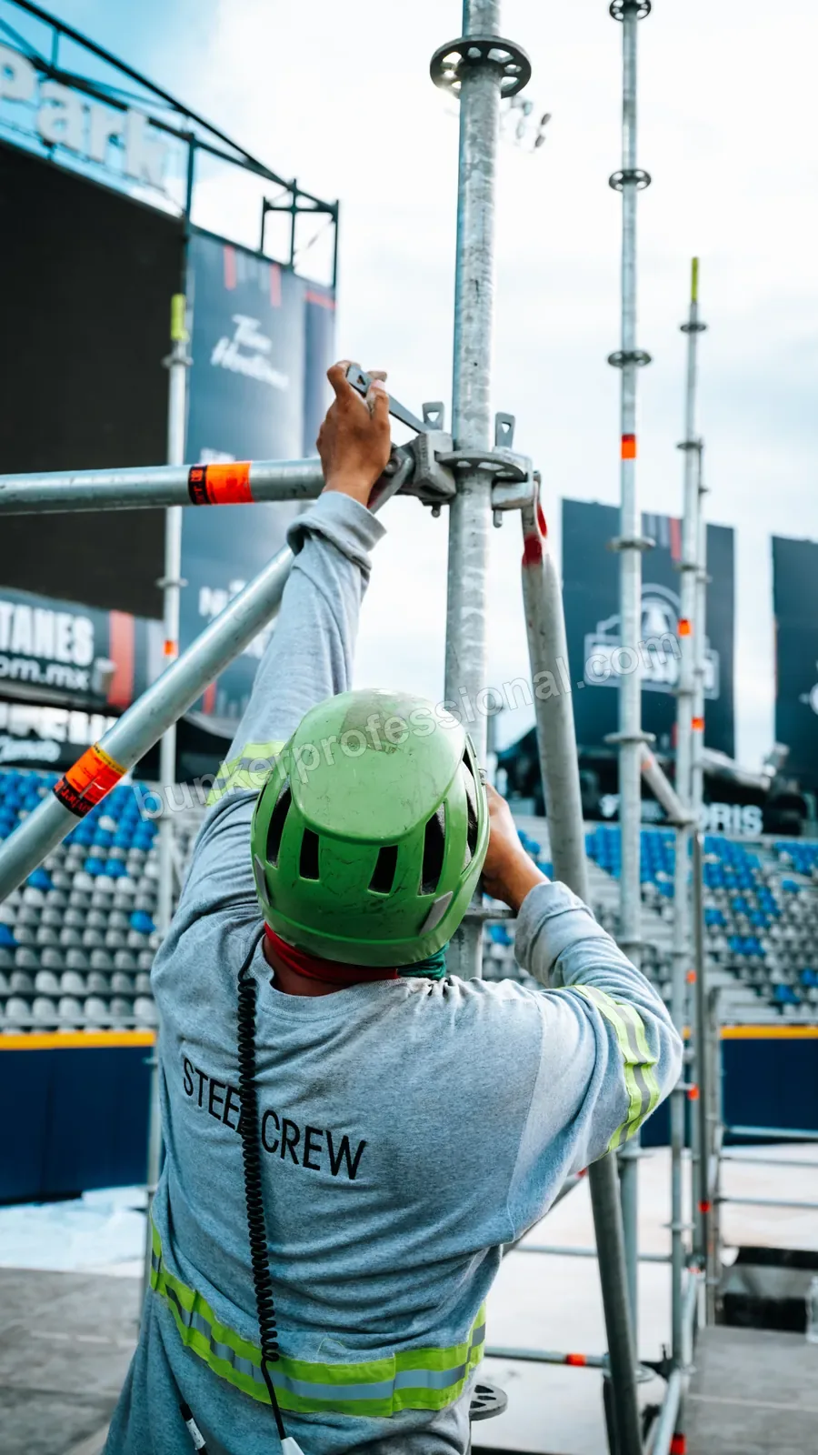 Montaje técnico para Fuerza Regida — 75