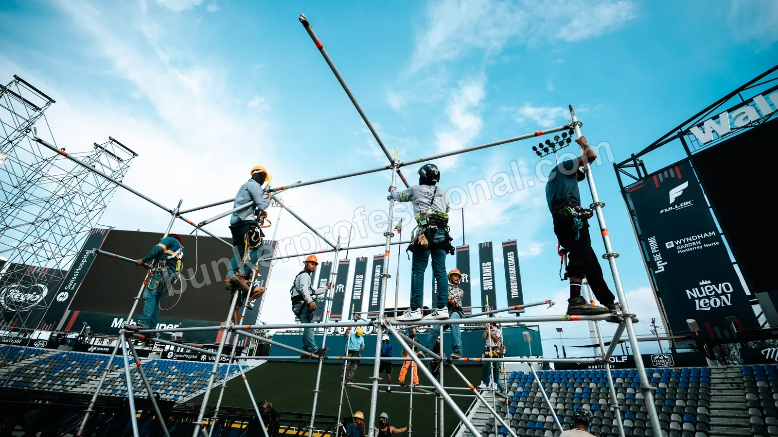 Montaje técnico para Fuerza Regida — 77