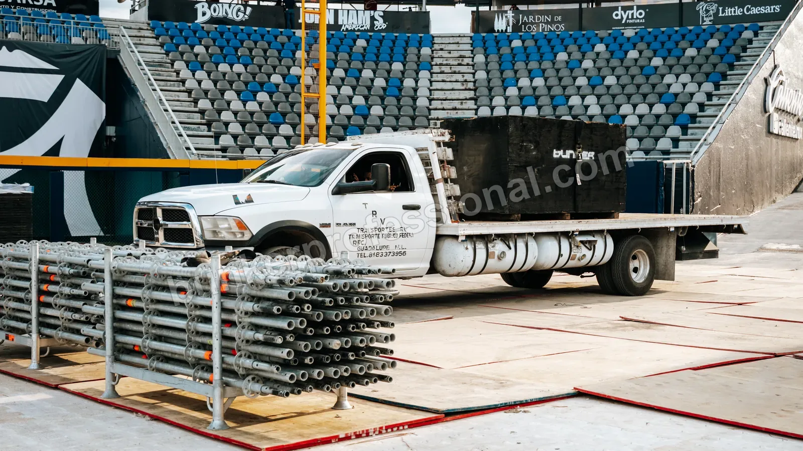 Montaje técnico para Fuerza Regida — 82
