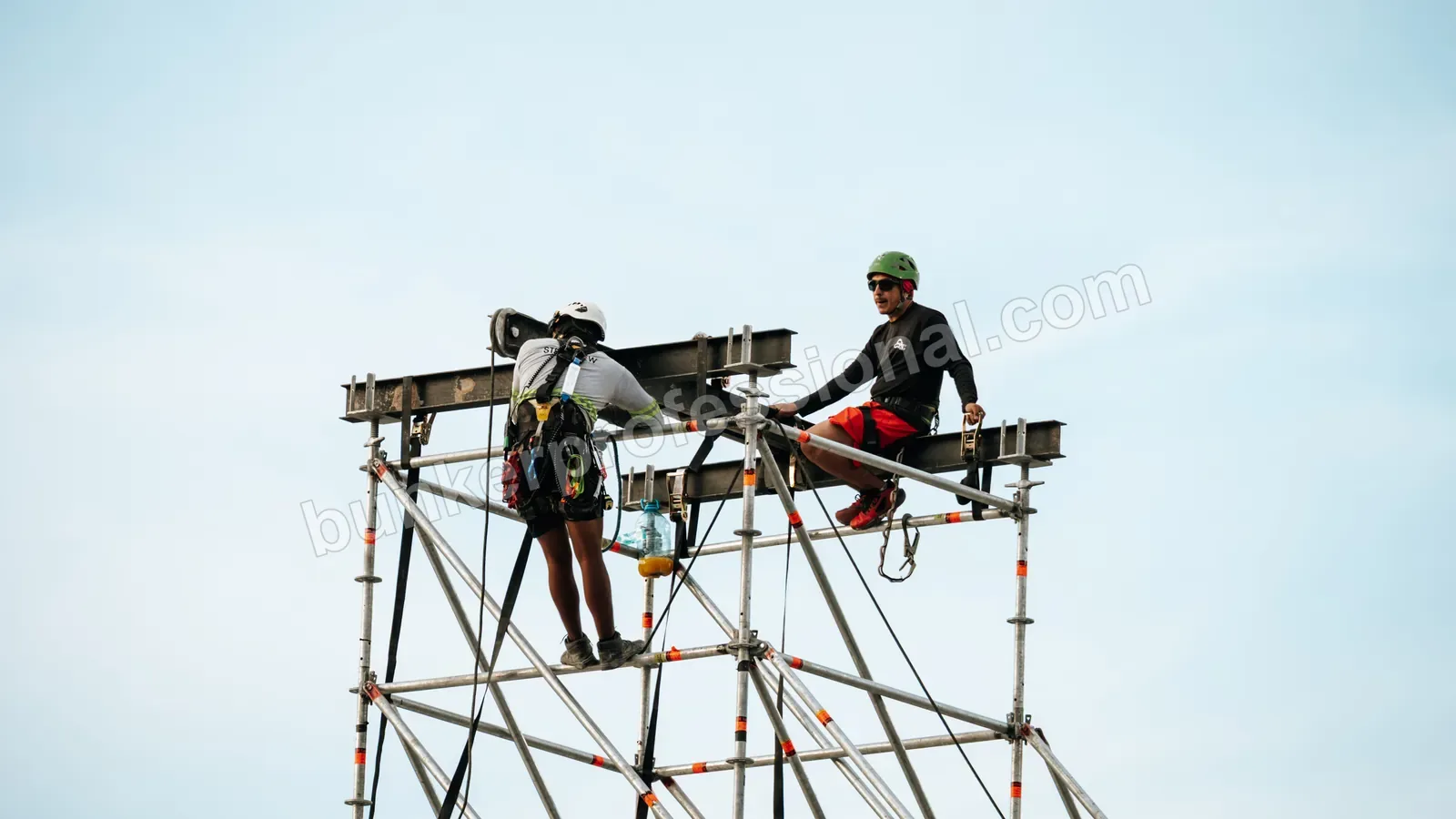 Montaje técnico para Fuerza Regida — 95
