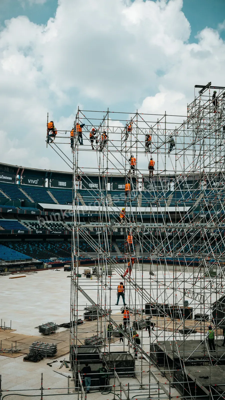 Montaje técnico para Fuerza Regida — 125