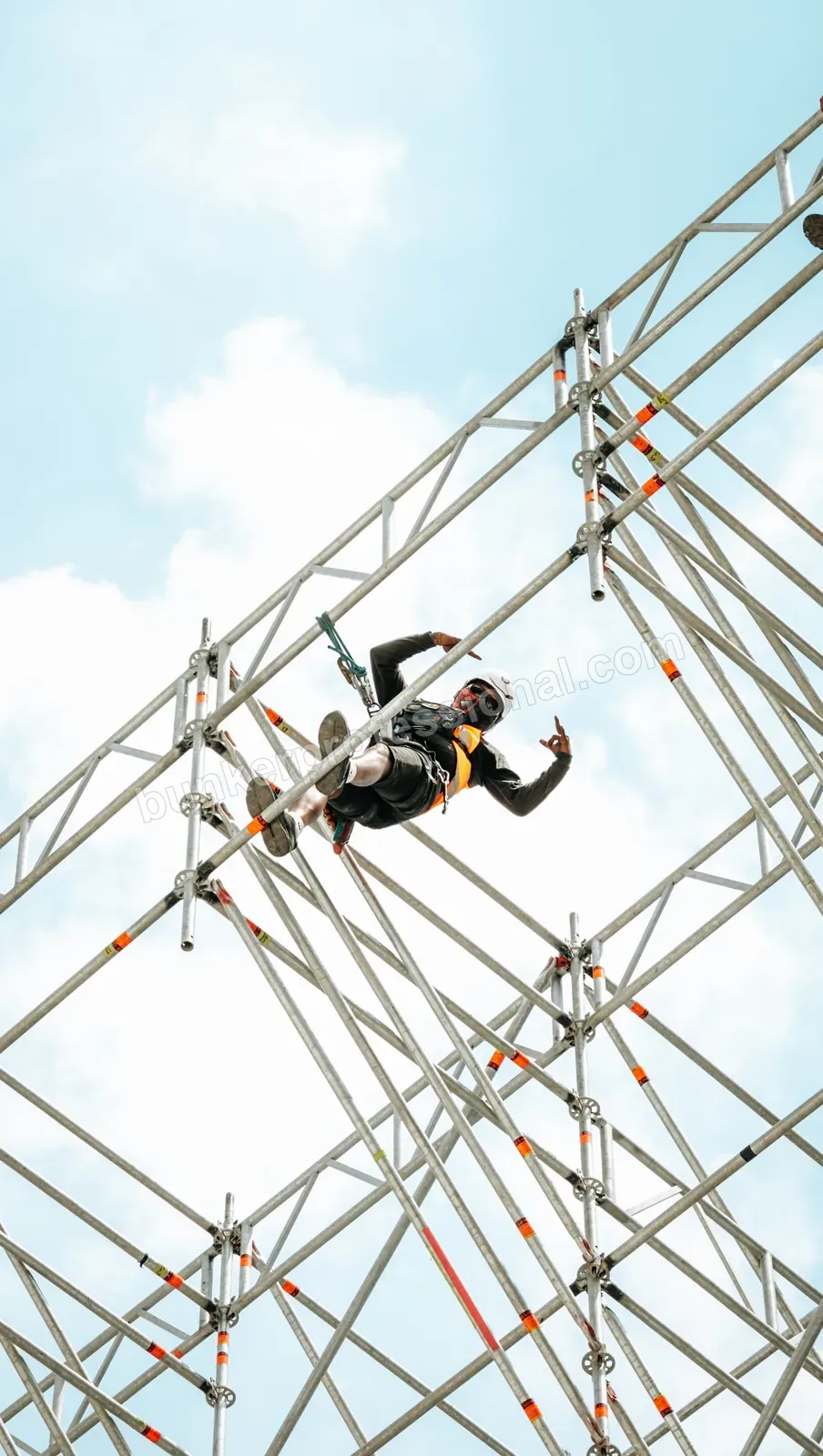 Montaje técnico para Fuerza Regida — 130