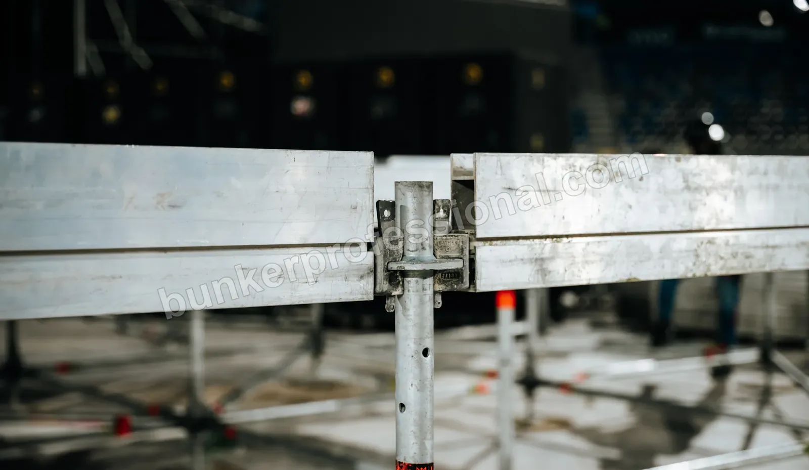Montaje técnico para Fuerza Regida — 173