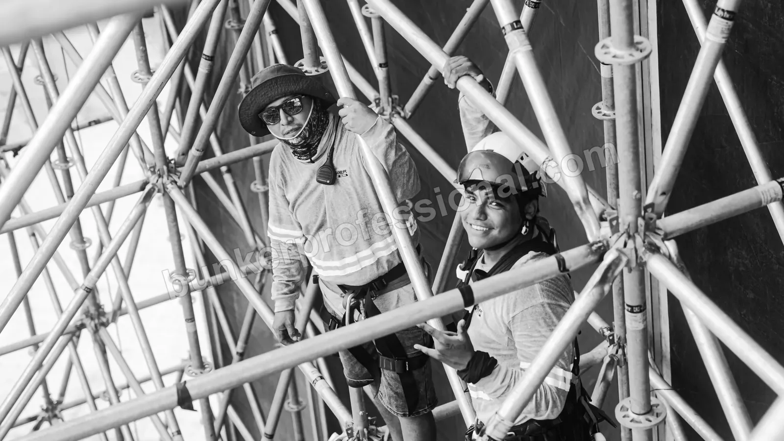 Montaje técnico para Fuerza Regida — 189