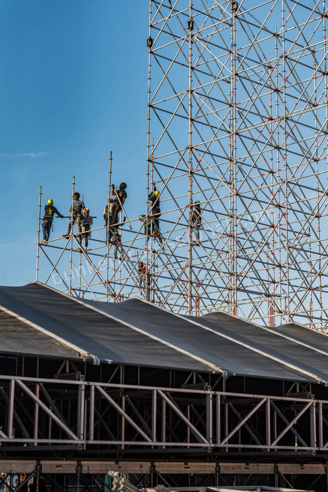 Montaje técnico para Kenia OS — 7