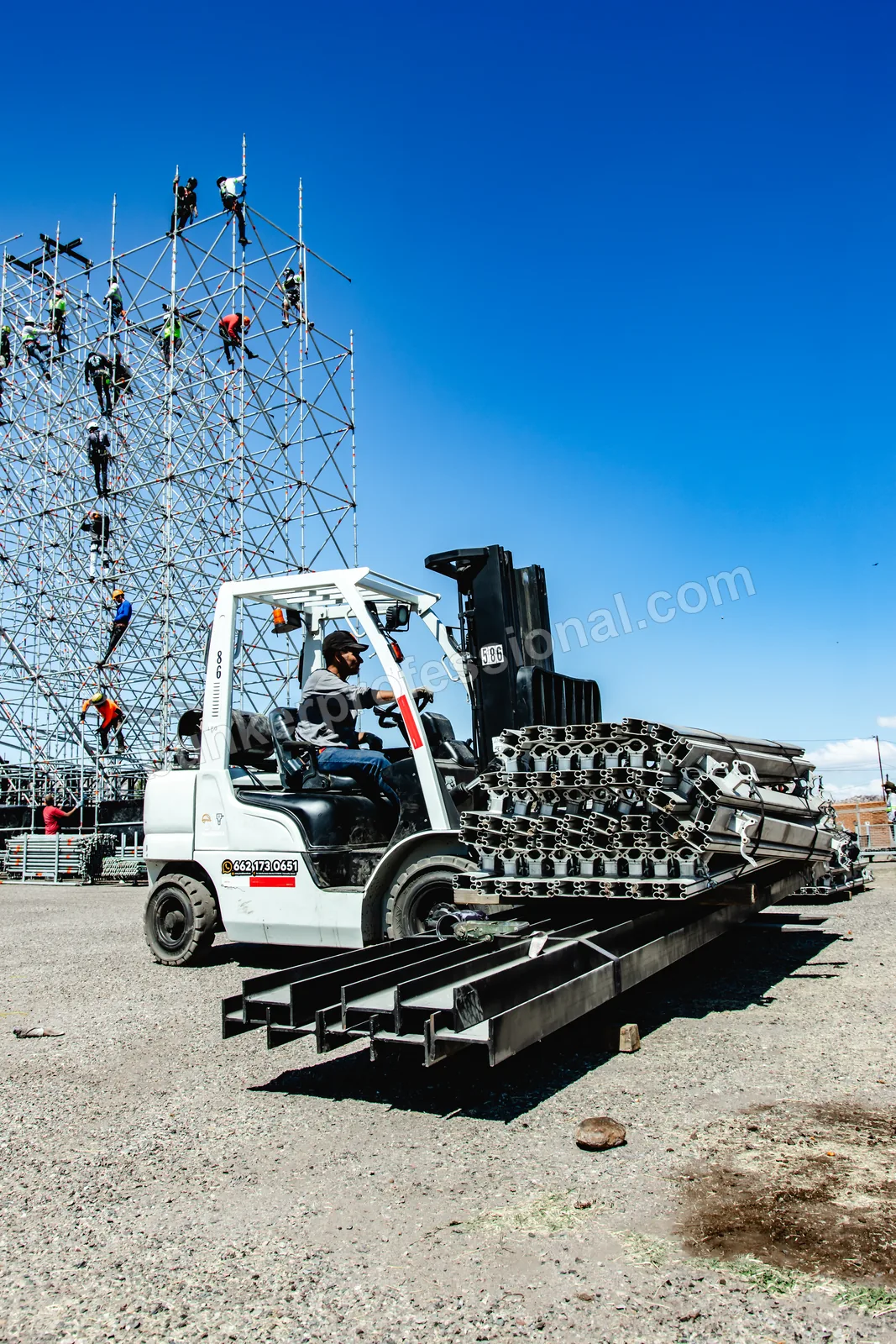 Montaje técnico para La Cura — 9