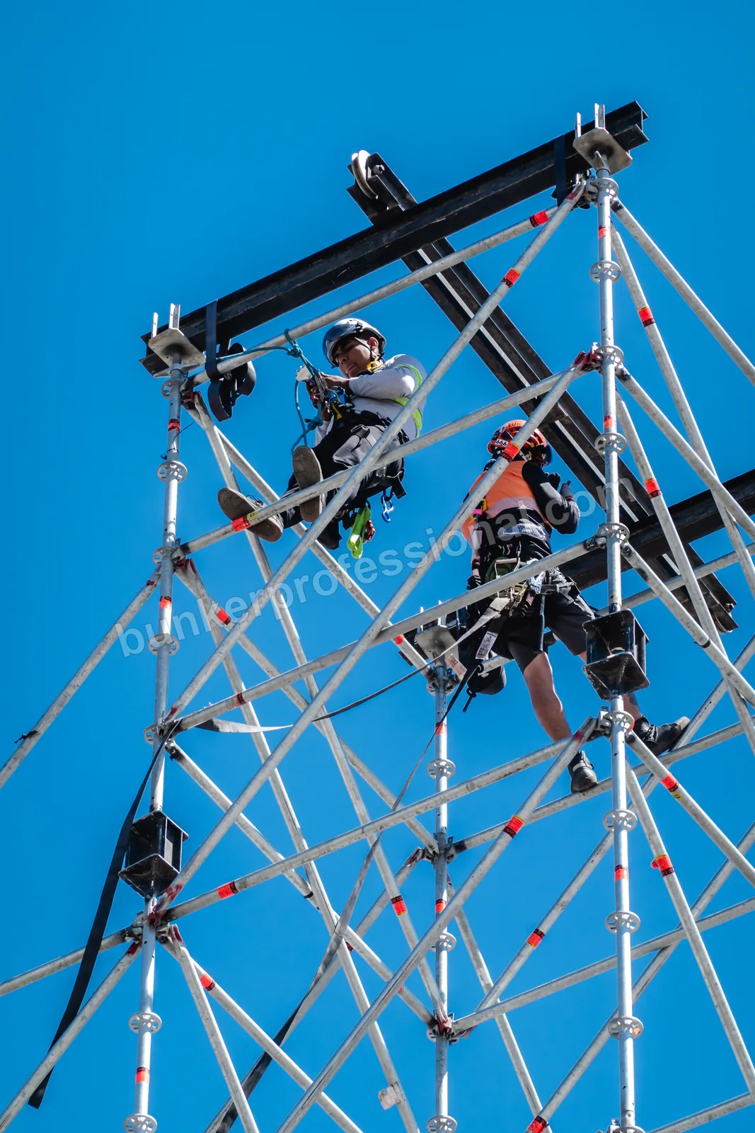 Montaje técnico para La Cura — 101