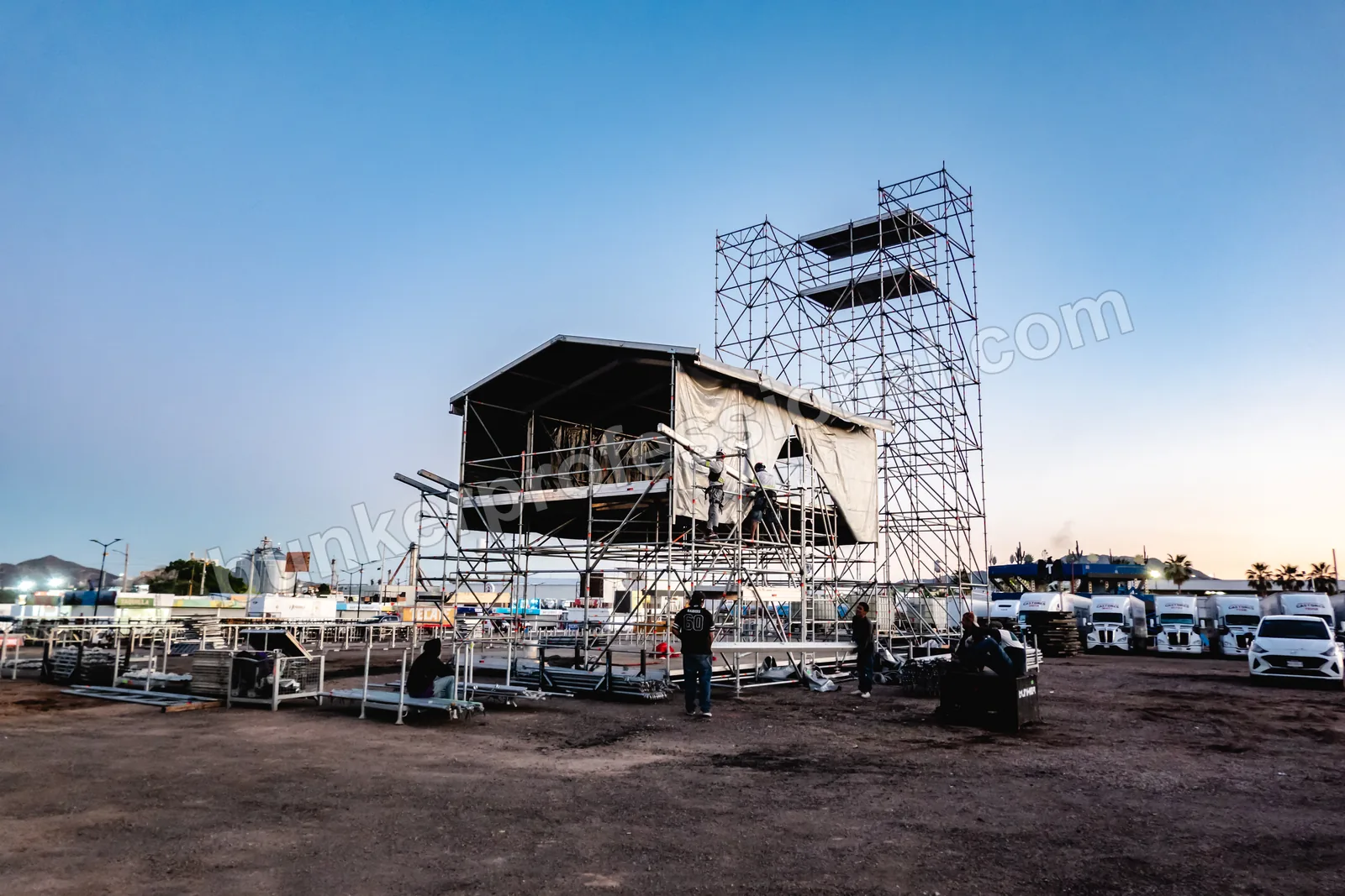 Montaje técnico para La Cura — 118