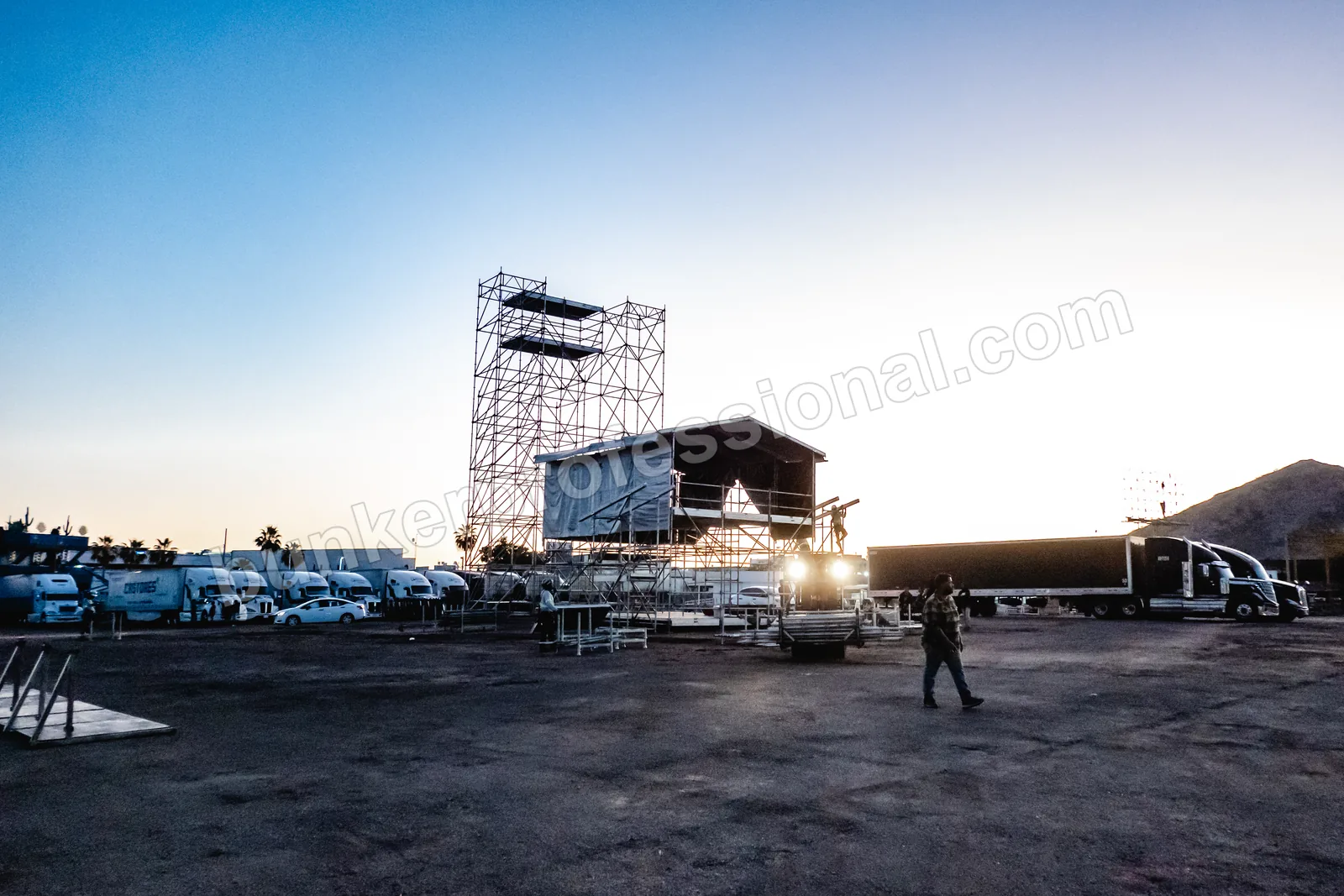 Montaje técnico para La Cura — 123