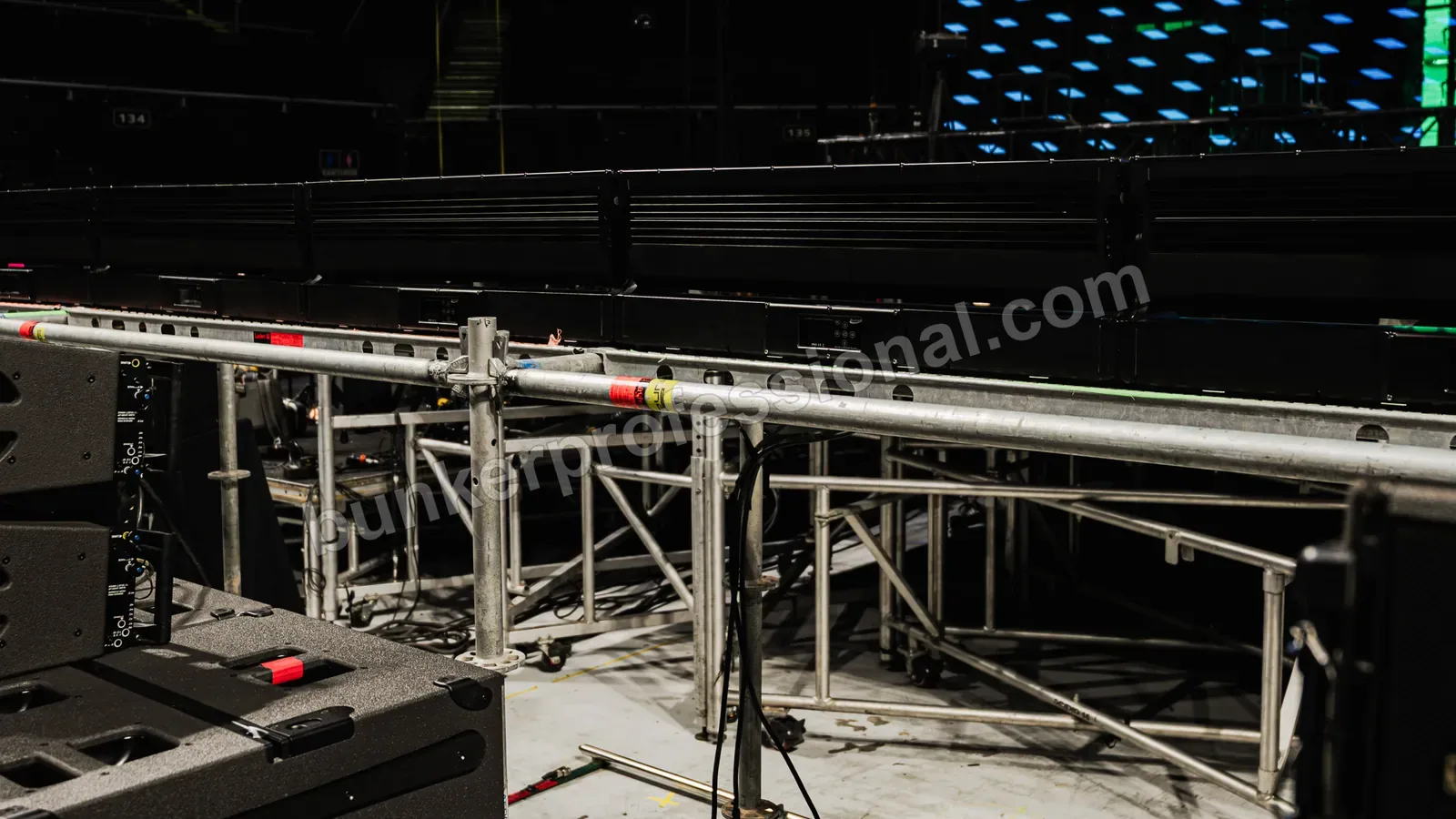 Montaje técnico para Rauw Alejandro — 22