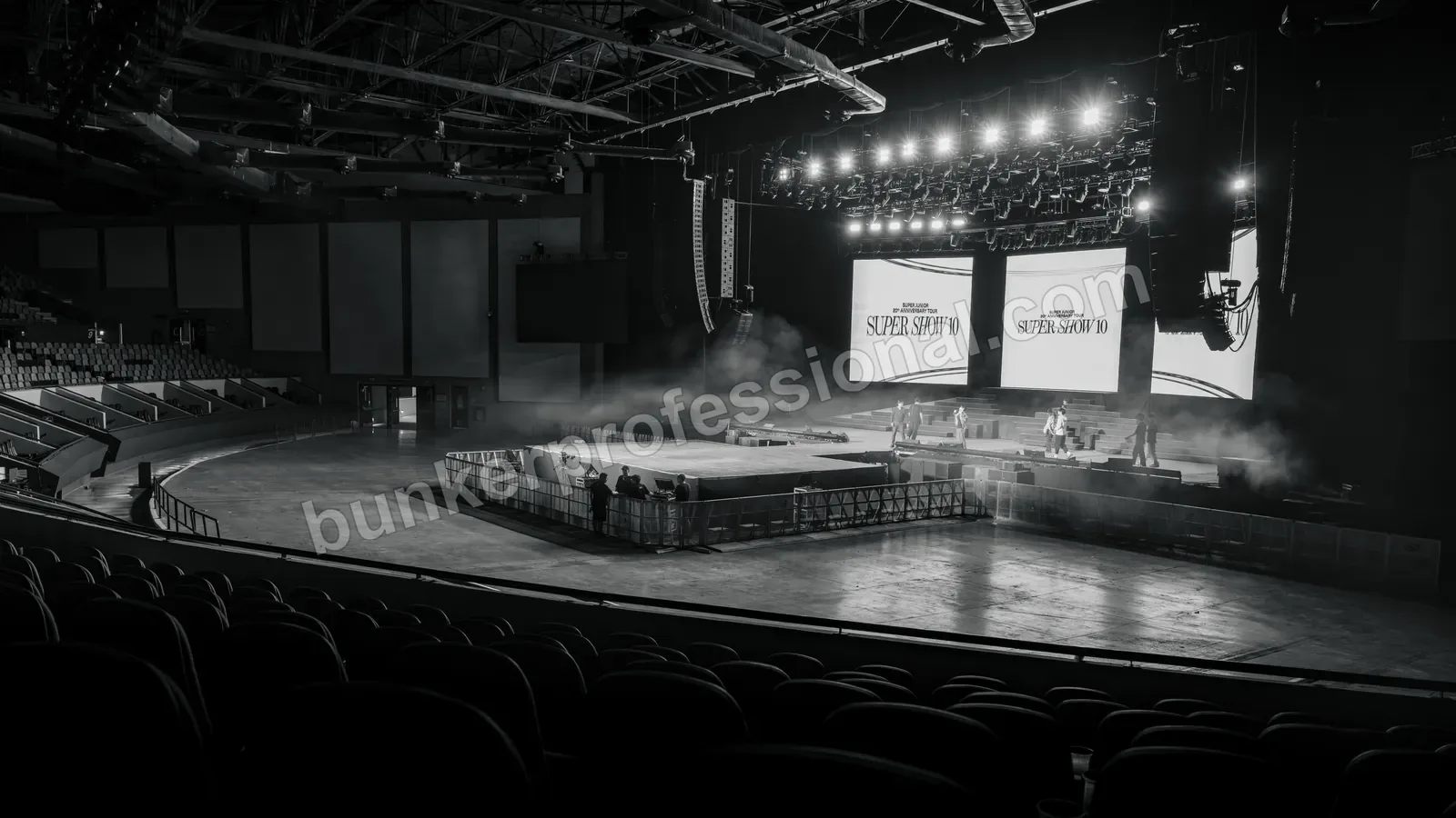 Montaje técnico para Super Junior — 2
